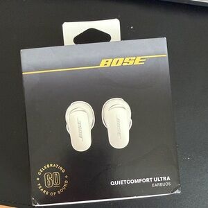 Bose QuietComfort Ultra Earbuds in Diamond 60th